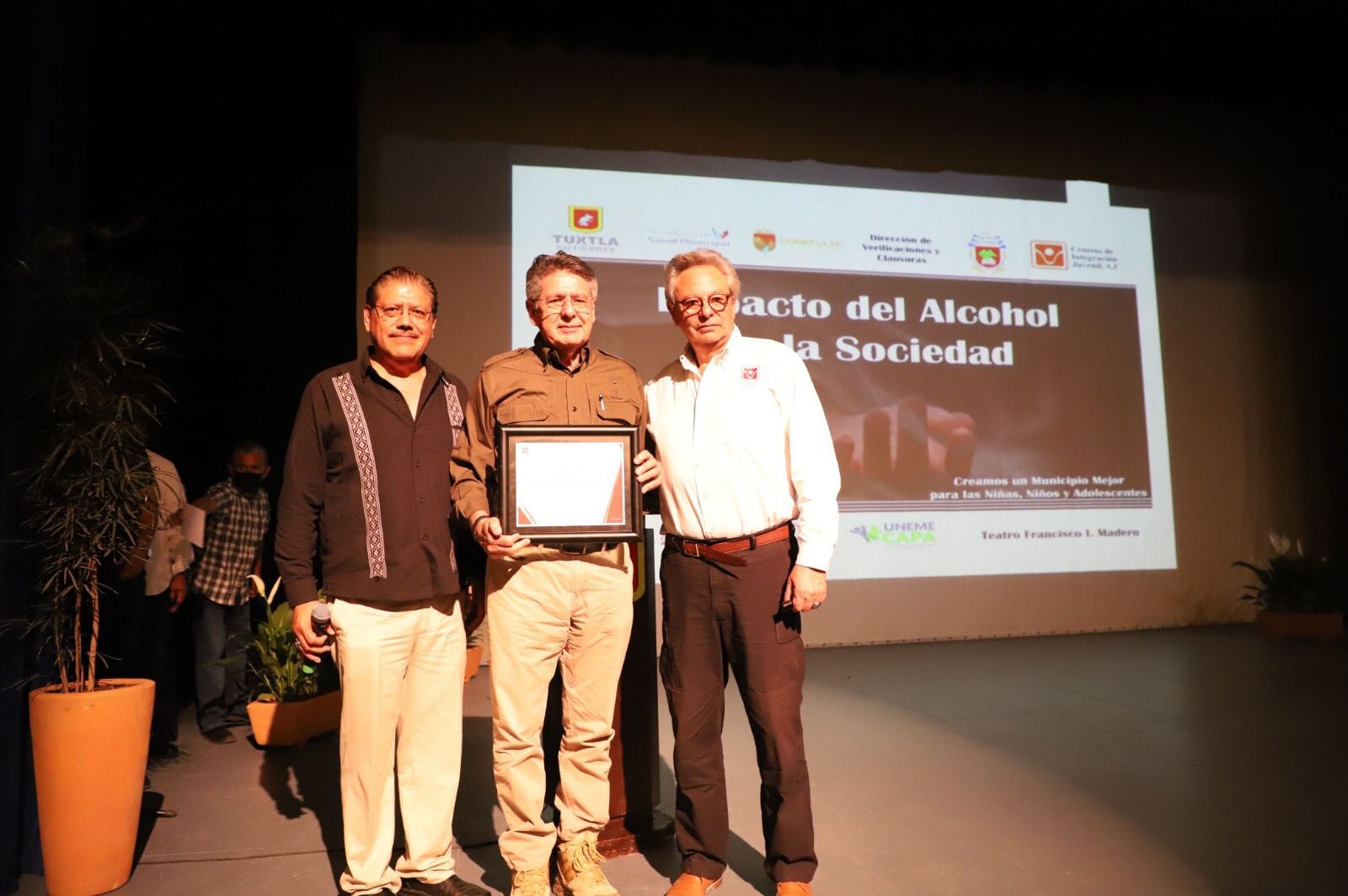 Implementa el Ayuntamiento acciones para prevenir el alcoholismo en Tuxtla Gutiérrez.