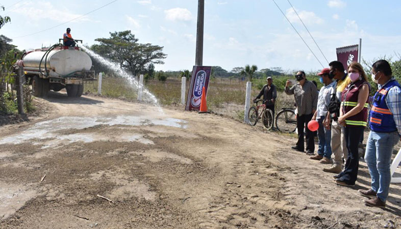 Rehabilitaran caminos saca cosechas en Tapachula