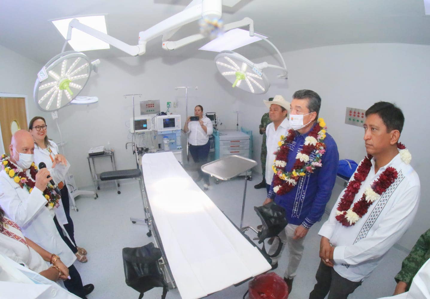 Inaugura Rutilio reconversion de hospital básico comunitario en Pijijiapan