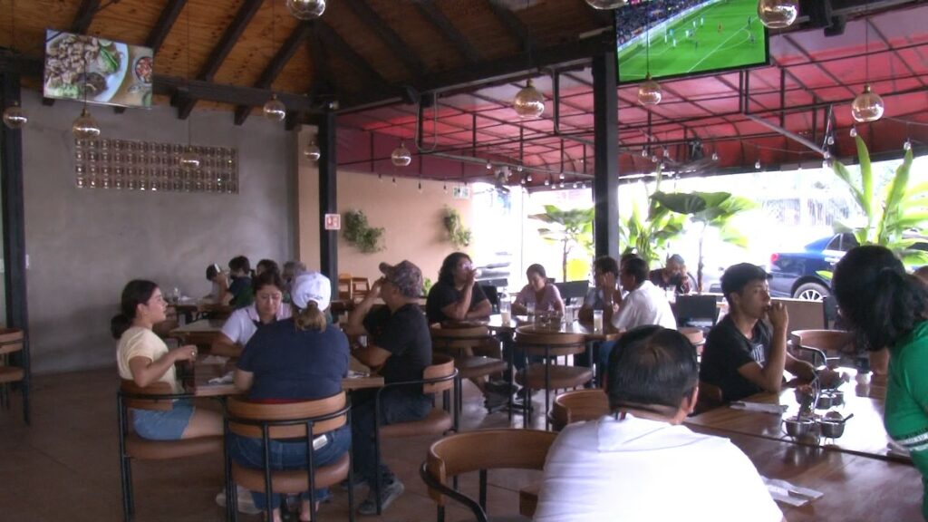 Restauranteros en Tapachula confían que semana santa dará repunte económico. 