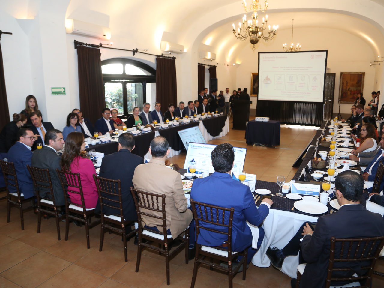 Sesión de la Comisión Permanente por Puebla
