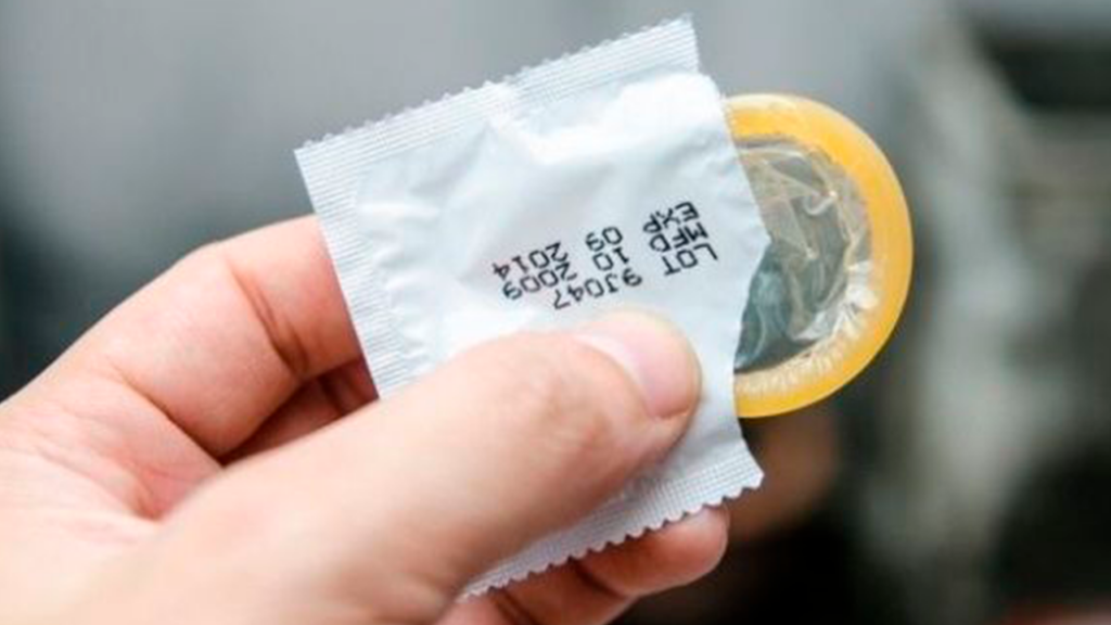 Alertan por condones falsos; ésta es la marca que vendían en línea.