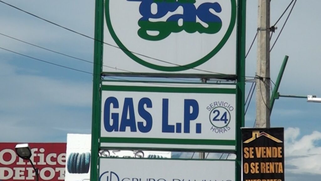 Se regulariza el abasto del gas en la región; además baja el precio del producto.