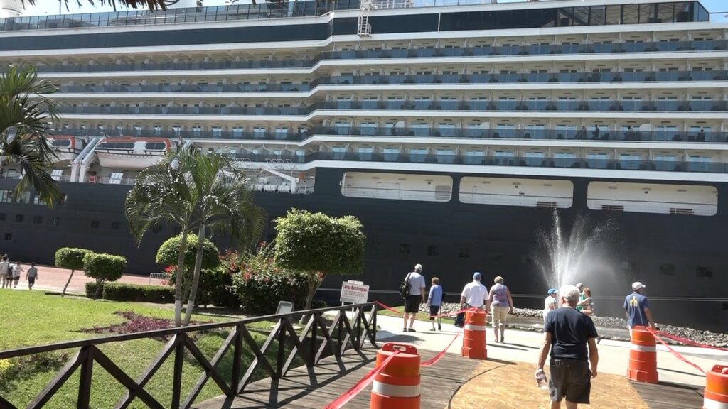 El arribo de cruceros termino para este 2023, pese a inconvenientes en Puerto Chipas.