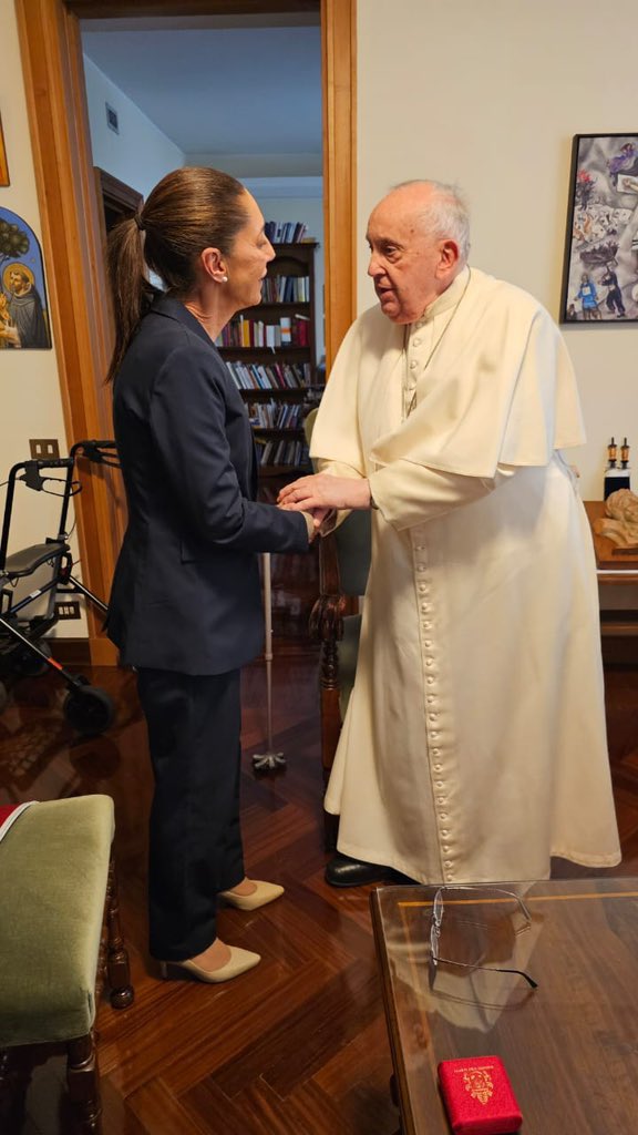 Encuentro de la Dra. Claudia Sheinbaum con el Papa Francisco