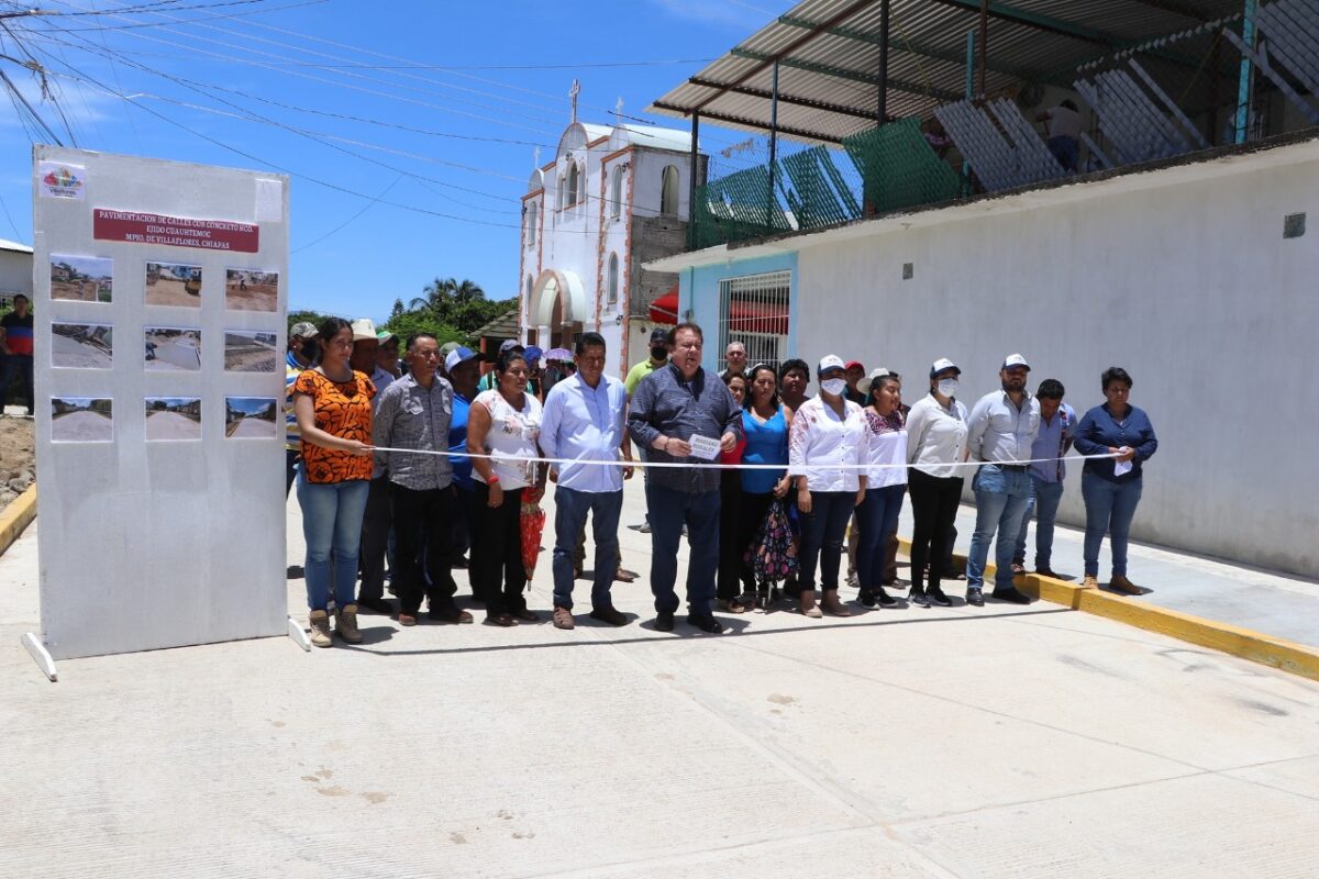 Inauguran Calles En Villaflores En La Colonia Cuahutemoc