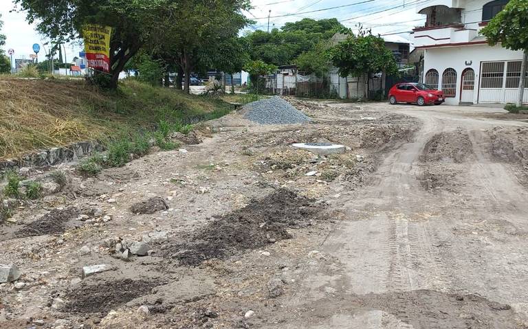 Piden Pavimentación De La Avenida Cupape En La Colonia Albania Baja.